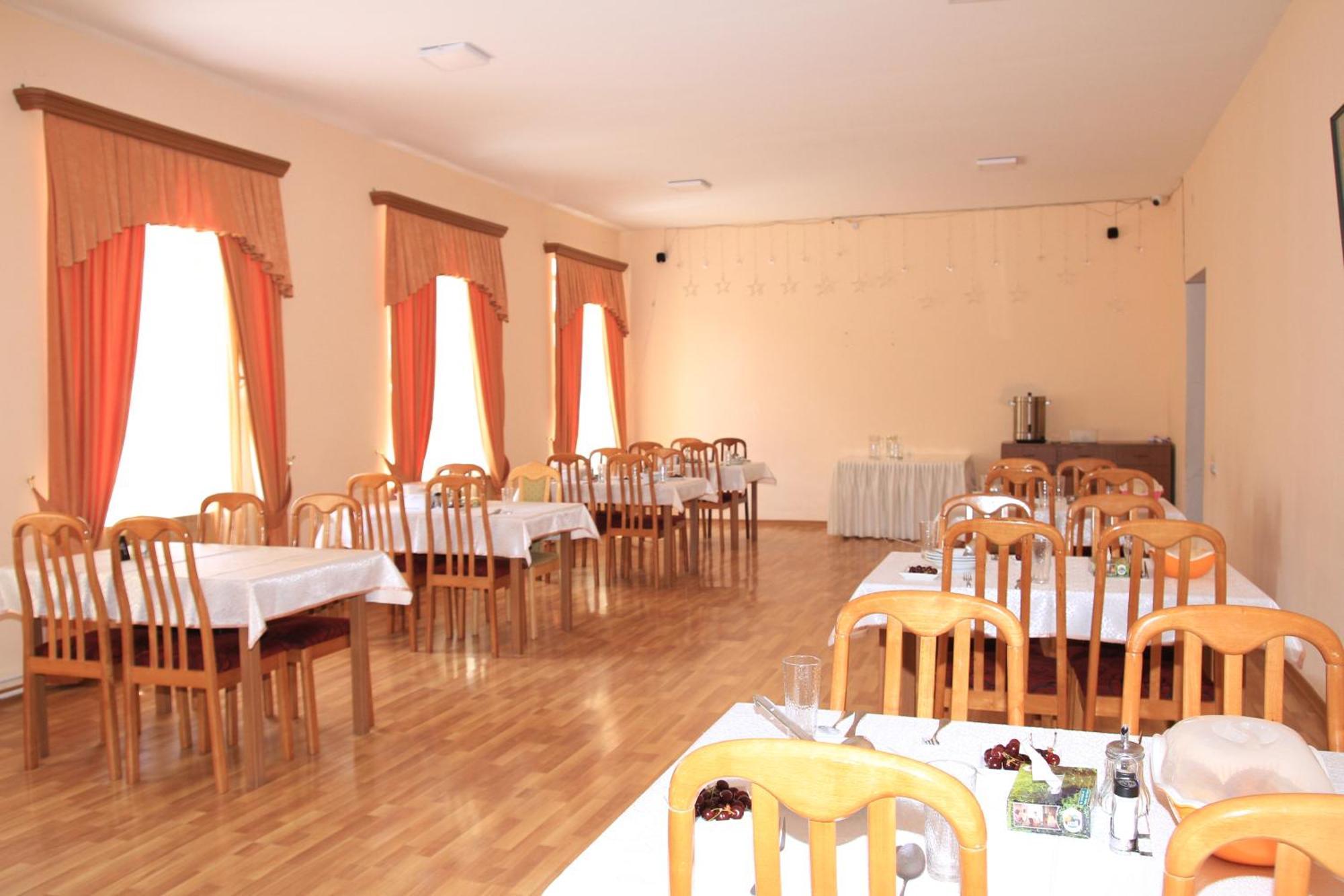 Health Resort Arzni 1 Екстериор снимка