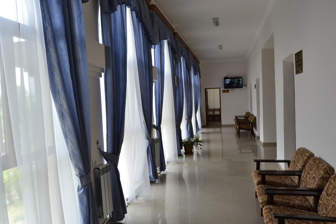 Health Resort Arzni 1 Екстериор снимка